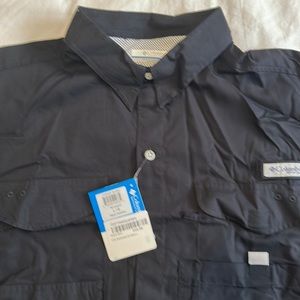 Black fishing shirt large